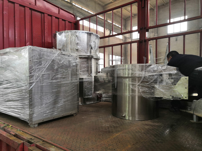 某山东客户订购的沸腾制粒机发货