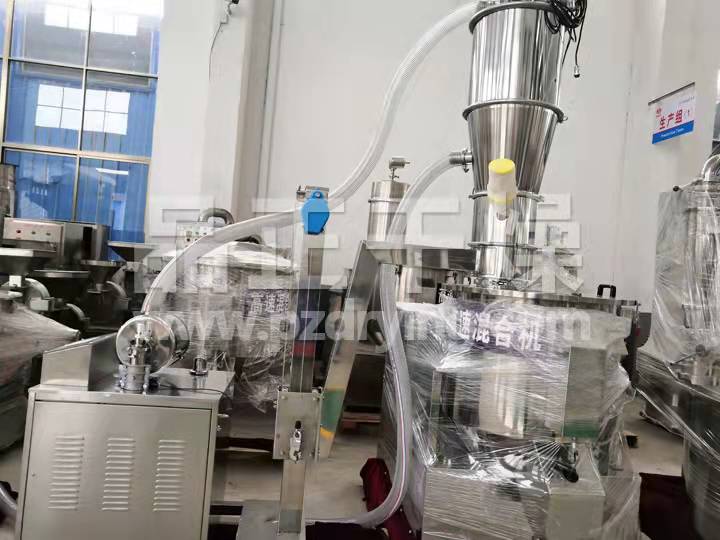 复配料无尘上料搅拌系统